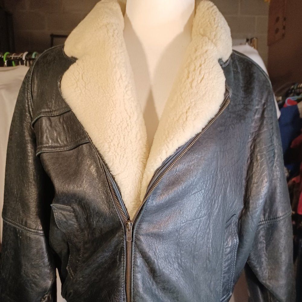 SKINS BY TORA LEATHER MEN'S UNISEX BLACK ZIP-FRONT WINTER JACKET COAT EUC